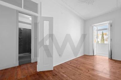 Apartamento T3 para Arrendamento em Campo de Ourique