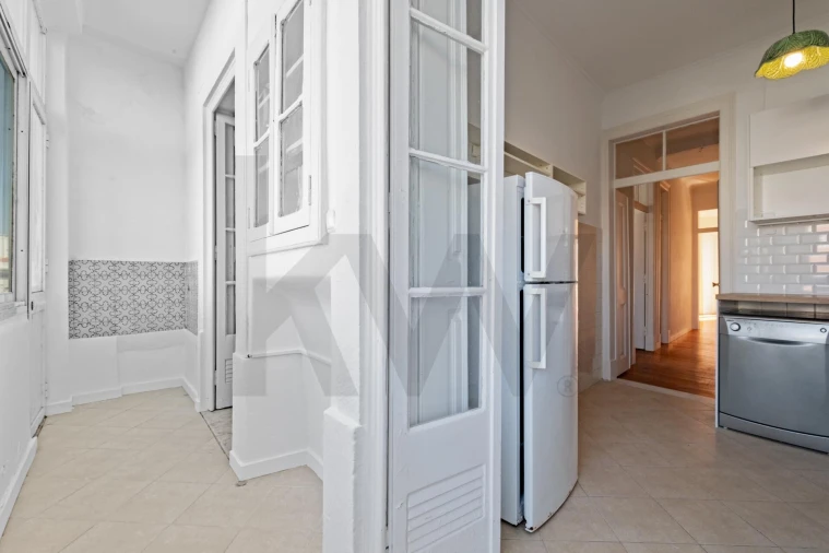 Apartamento T3 para Arrendamento em Campo de Ourique Foto 19