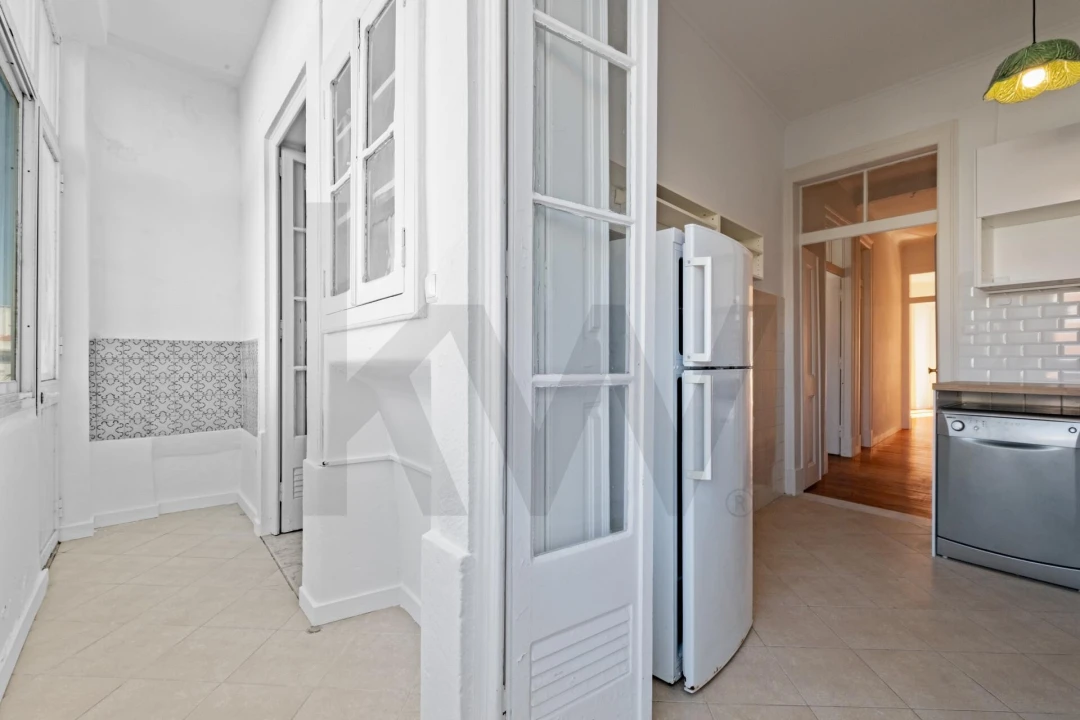 Apartamento T3 para Arrendamento em Campo de Ourique Foto 19