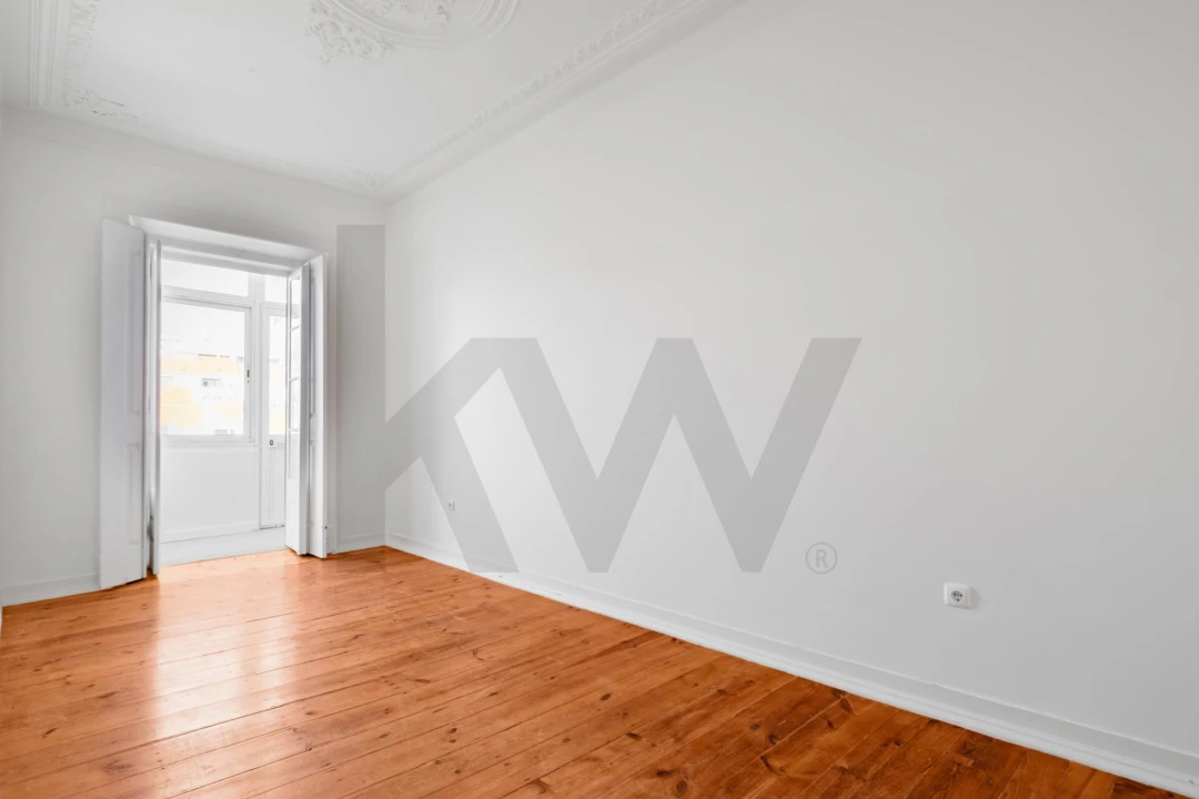 Apartamento T3 para Arrendamento em Campo de Ourique Foto 22