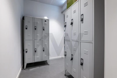 Loja para Arrendamento em Lordelo do Ouro e Massarelos