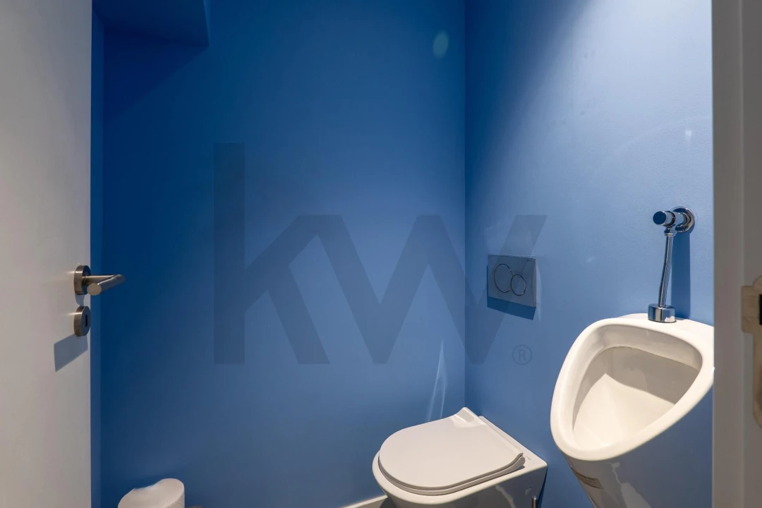 Loja para Arrendamento em Lordelo do Ouro e Massarelos Foto 22