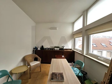 Escritório para Arrendamento em Misericórdia