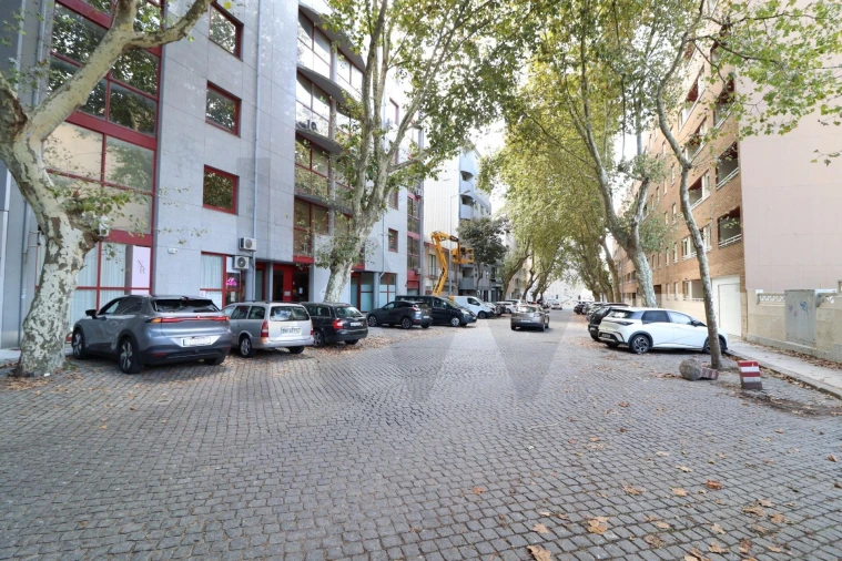 Loja para Venda em Matosinhos e Leça da Palmeira Foto 2