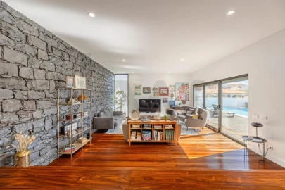 Moradia T3 para Venda em São Martinho