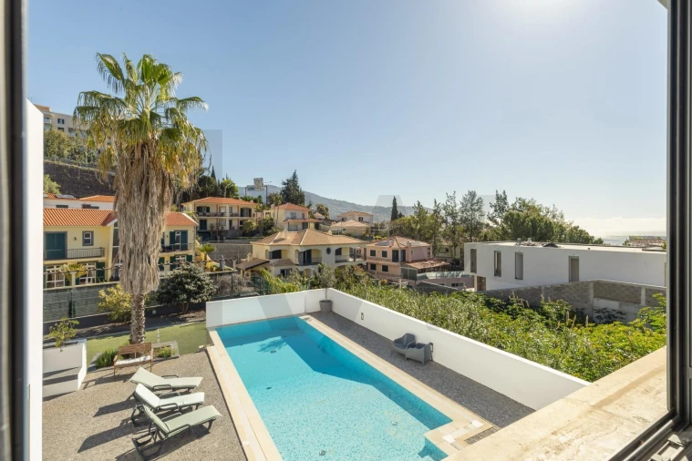 Moradia T3 para Venda em São Martinho Foto 27