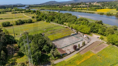 Terreno para Venda em Vitorino das Donas