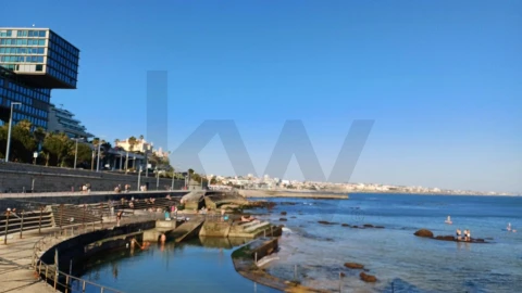 Apartamento T2 para Venda em Carcavelos e Parede