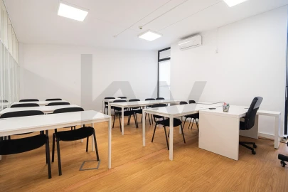 Escritório para Arrendamento em Algés, Linda-A-Velha e Cruz Quebrada-Dafundo