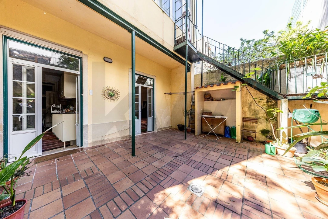 Apartamento T3 para Venda em Campo de Ourique Foto 18
