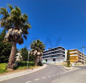 Terreno para Venda em Queluz e Belas