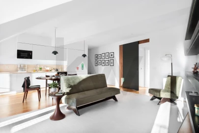 Apartamento T2 para Arrendamento em Arroios