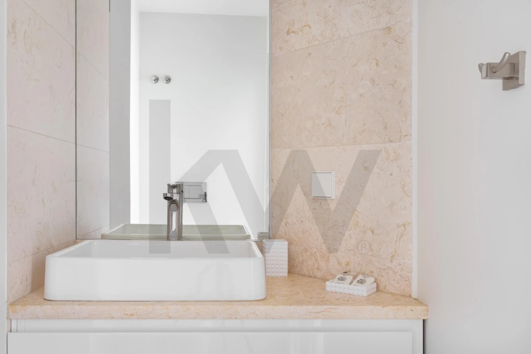 Apartamento T2 para Arrendamento em Arroios Foto 15