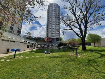 Escritório para Arrendamento em São Domingos de Benfica