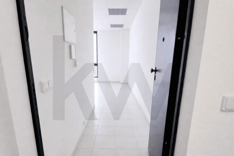 Escritório para Arrendamento em São Domingos de Benfica Foto 3