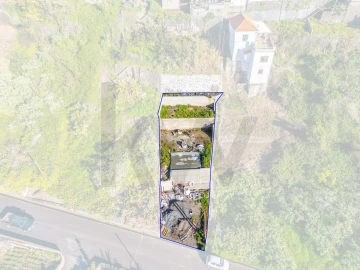 Terreno para Venda em Arco da Calheta