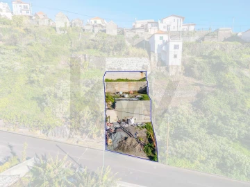 Terreno para Venda em Arco da Calheta