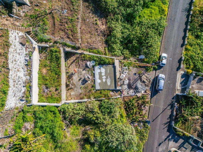 Terreno para Venda em Arco da Calheta Foto 9