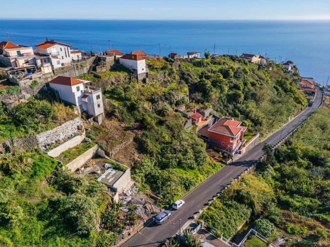 Terreno para Venda em Arco da Calheta Foto 7