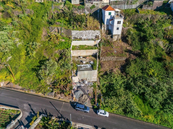 Terreno para Venda em Arco da Calheta Foto 11