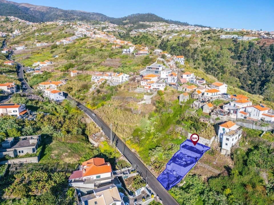 Terreno para Venda em Arco da Calheta Foto 17