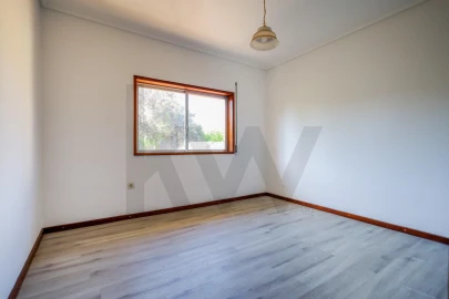 Moradia T3 para Venda em Coronado (São Romão e São Mamede)