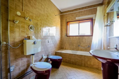 Moradia T3 para Venda em Coronado (São Romão e São Mamede)