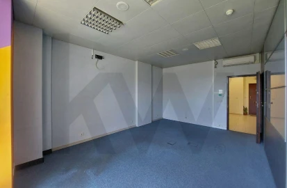 Escritório para Arrendamento em São Domingos de Benfica