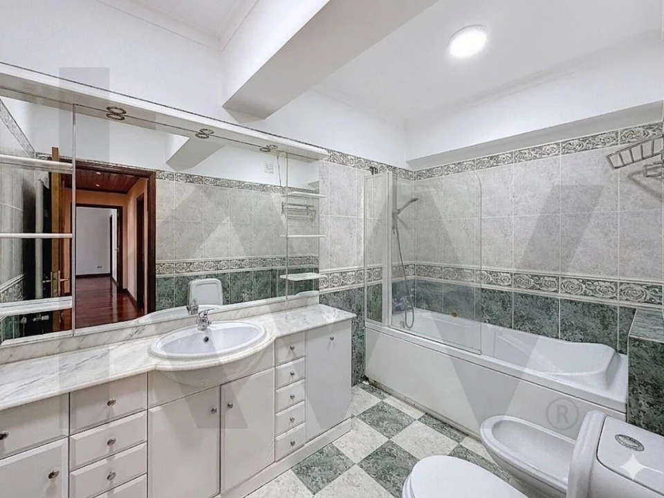 Apartamento T3 para Venda em Póvoa de Santa Iria e Forte da Casa Foto 21