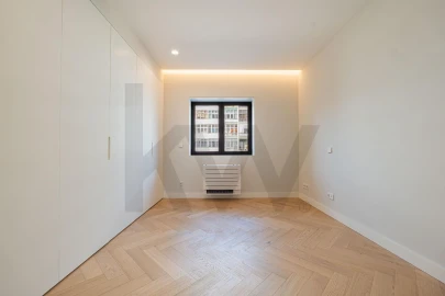 Apartamento T3 para Venda em Campolide