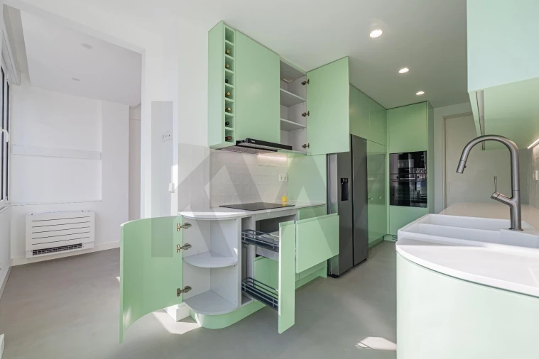 Apartamento T3 para Venda em Campolide Foto 19