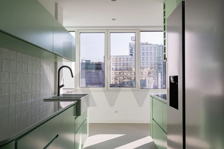 Apartamento T3 para Venda em Campolide Foto 21