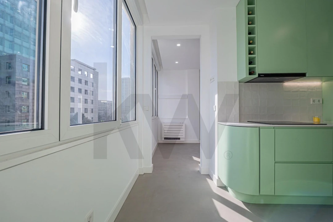 Apartamento T3 para Venda em Campolide Foto 20