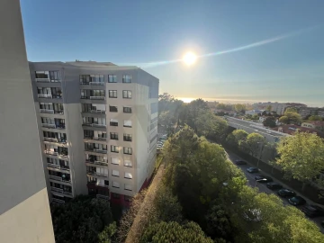 Apartamento T3 para Arrendamento em Aldoar, Foz do Douro e Nevogilde