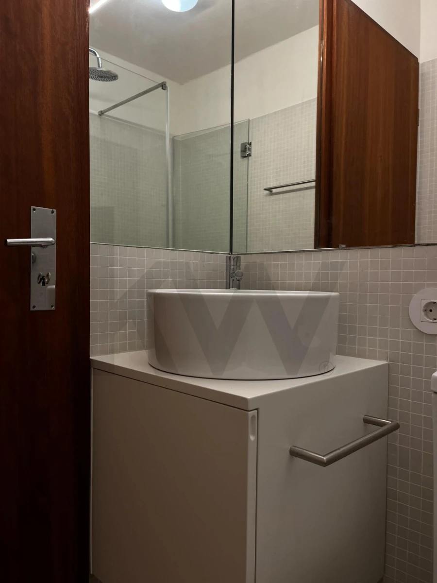 Apartamento T3 para Arrendamento em Aldoar, Foz do Douro e Nevogilde Foto 7