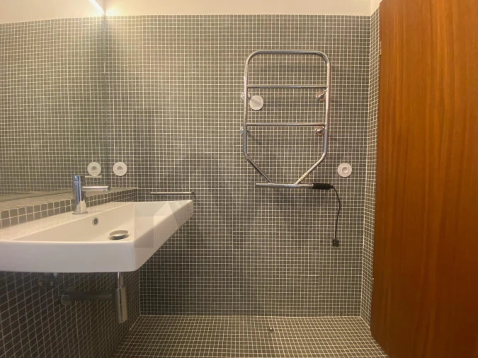 Apartamento T3 para Arrendamento em Aldoar, Foz do Douro e Nevogilde Foto 30