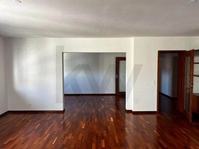 Apartamento T3 para Arrendamento em Aldoar, Foz do Douro e Nevogilde Foto 3