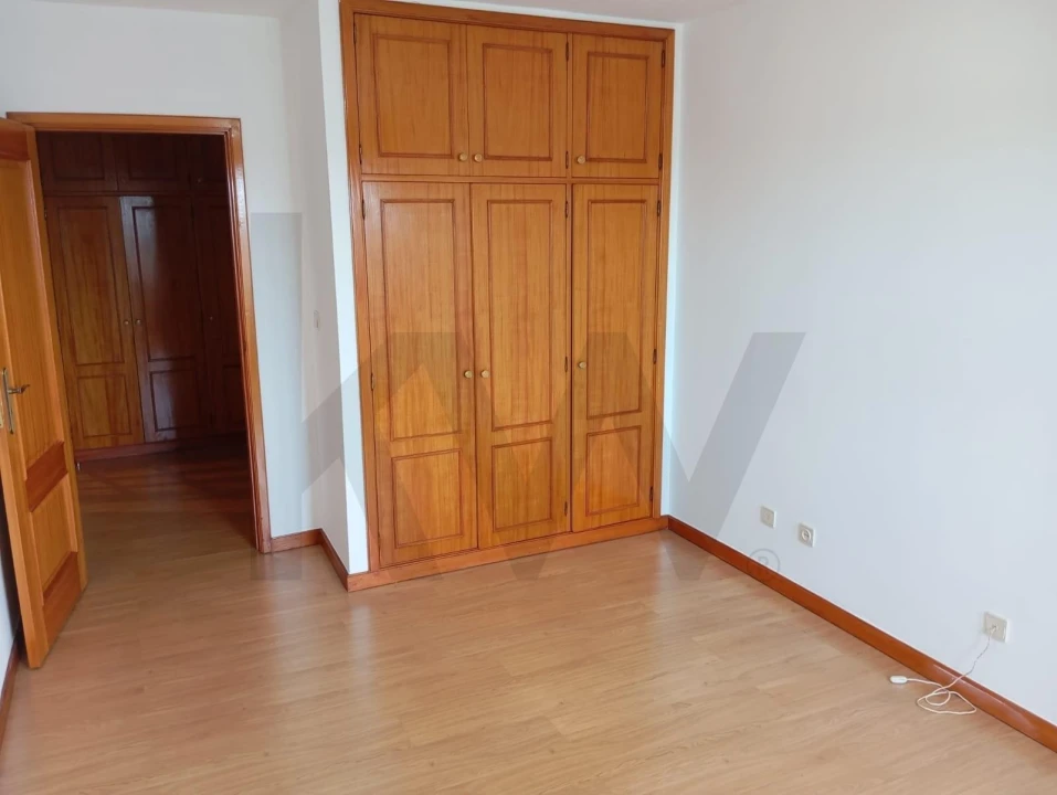 Apartamento T2 para Venda em Santa Maria da Feira, Travanca, Sanfins e Espargo Foto 7