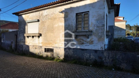 Moradia T3 para Venda em Tortosendo