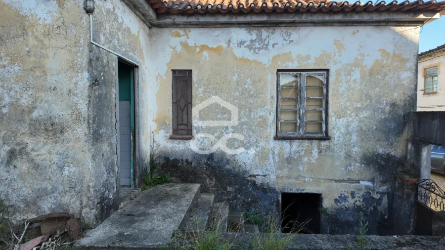 Moradia T3 para Venda em Tortosendo Foto 16