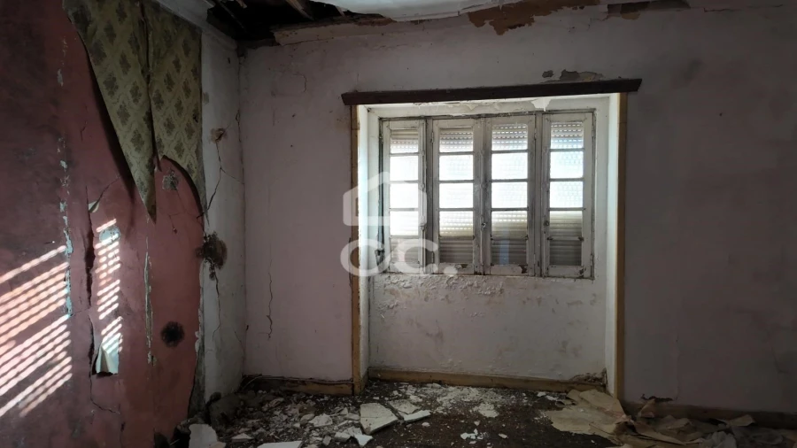 Moradia T3 para Venda em Tortosendo Foto 8