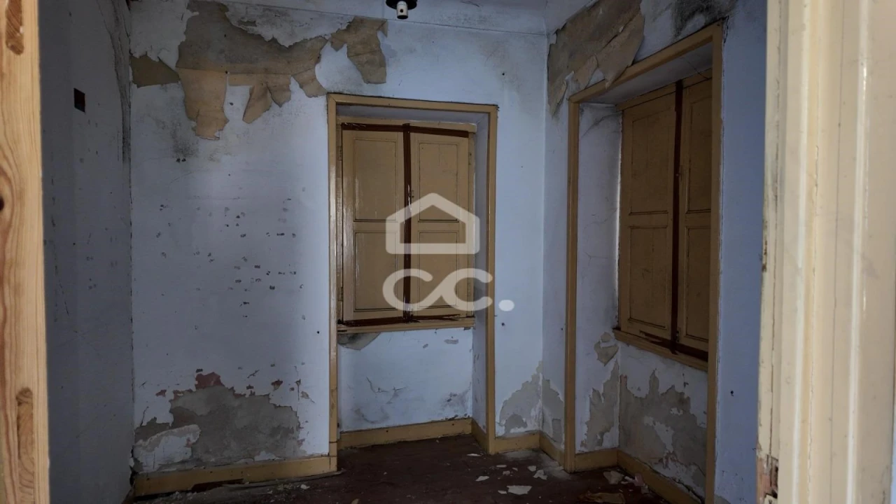 Moradia T3 para Venda em Tortosendo Foto 6