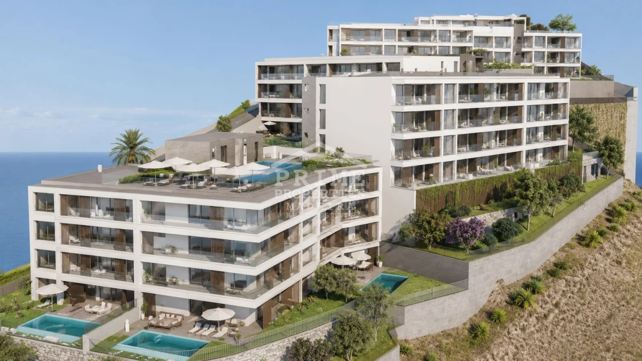 Apartamento T1 para Venda em Estreito de Camara de Lobos Foto 13