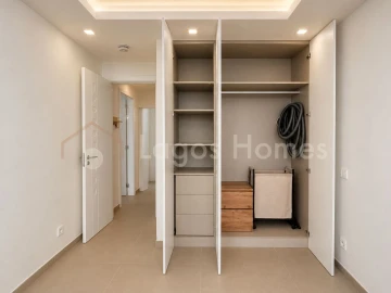 Apartamento T2 para Venda em Lagos (São Sebastião e Santa Maria)