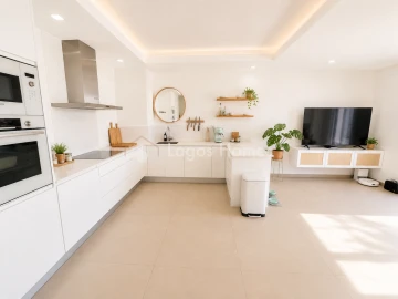 Apartamento T2 para Venda em Lagos (São Sebastião e Santa Maria)