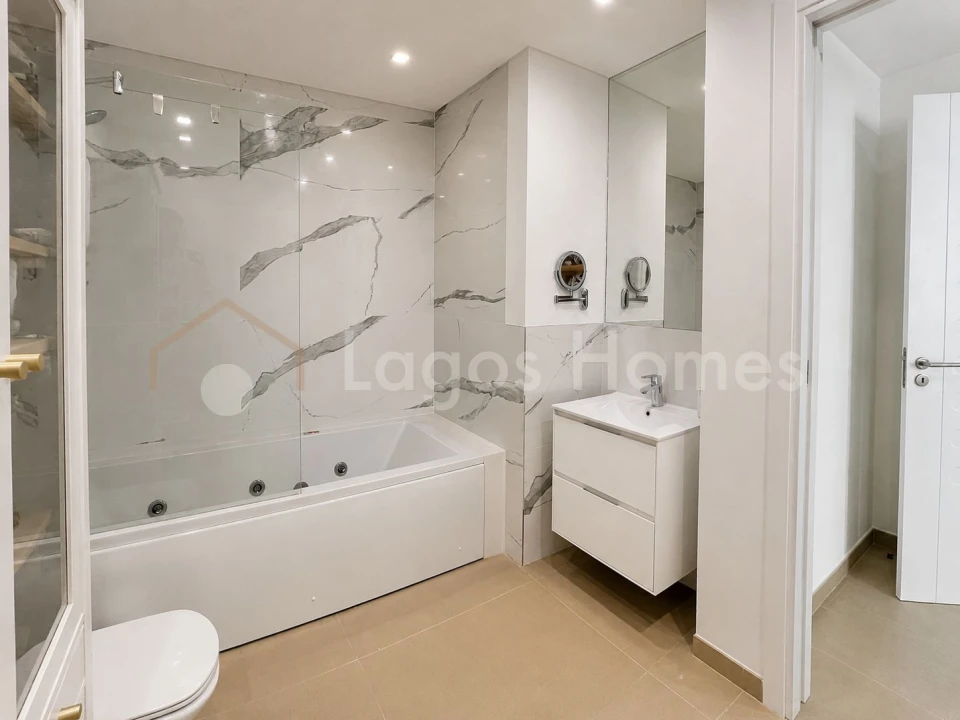 Apartamento T2 para Venda em Lagos (São Sebastião e Santa Maria) Foto 24