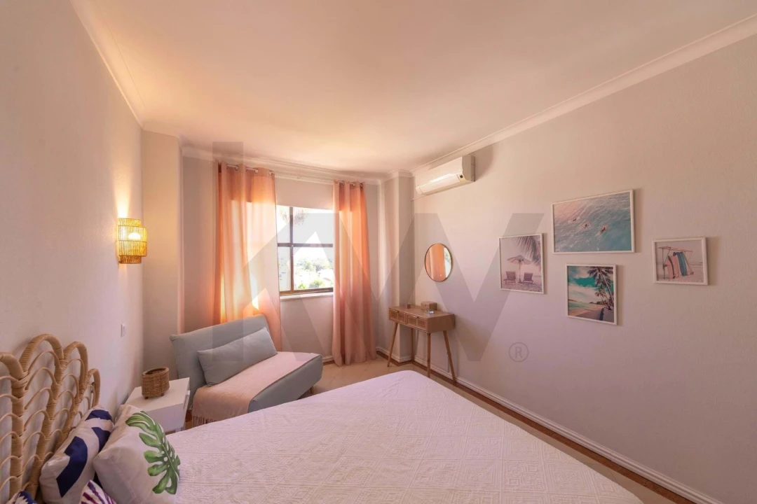 Apartamento T1 para Venda em Albufeira e Olhos de Água Foto 16