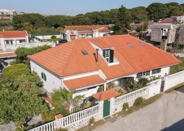 Quinta T2 para Venda em Charneca de Caparica e Sobreda