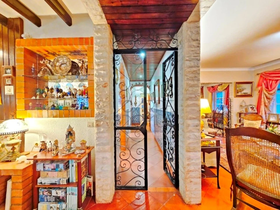 Moradia T6 para Venda em São Domingos de Rana Foto 28