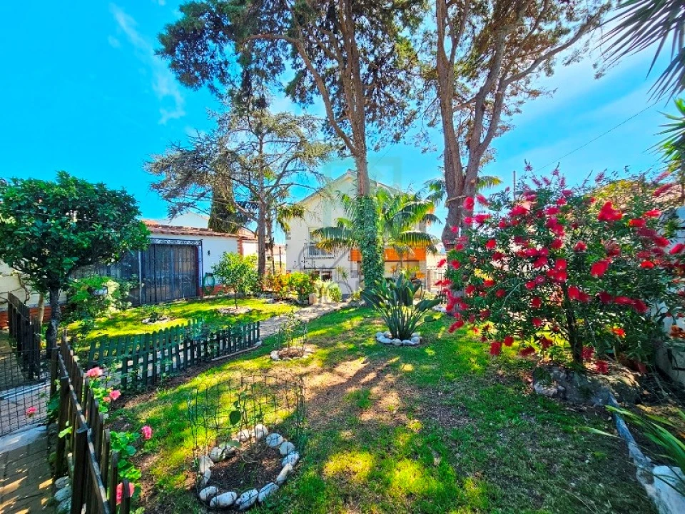 Moradia T6 para Venda em São Domingos de Rana Foto 10